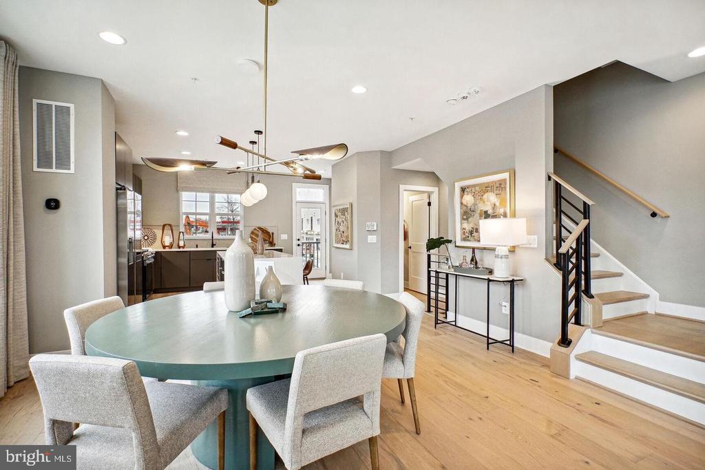 3118 CAMBER PLACE