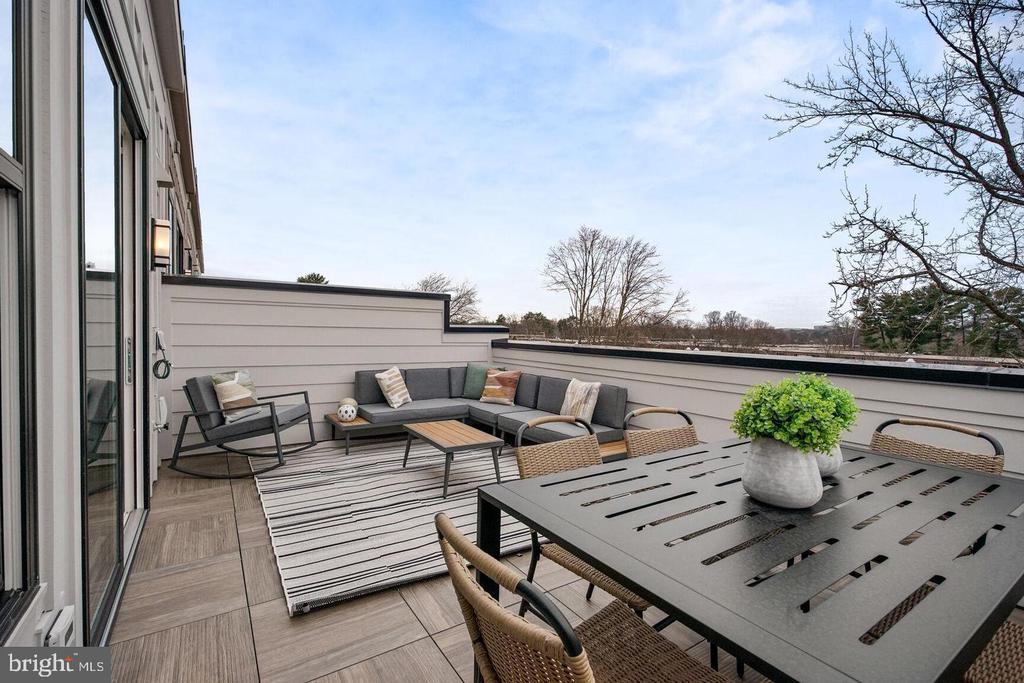 3118 CAMBER PLACE
