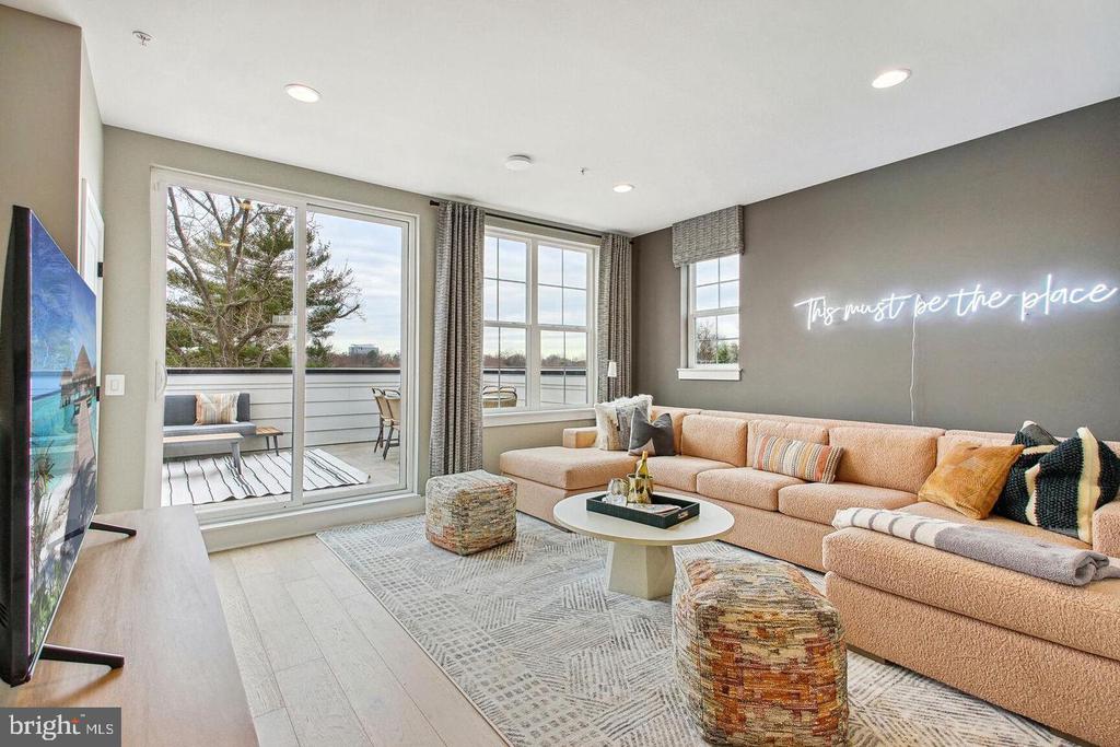 3118 CAMBER PLACE