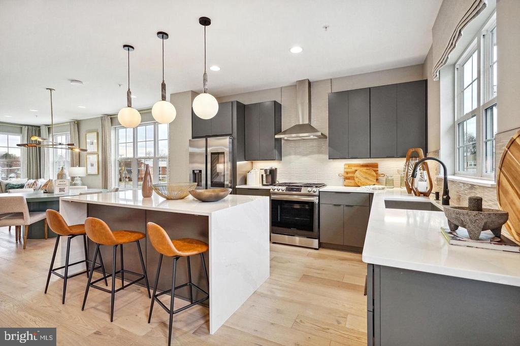 3118 CAMBER PLACE