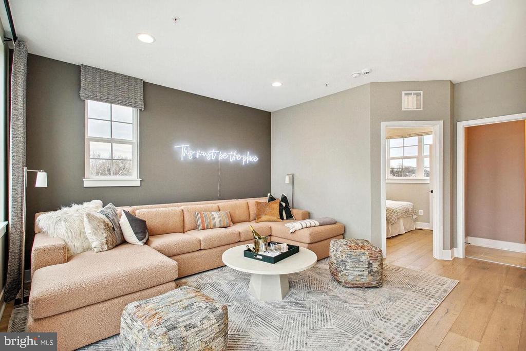3118 CAMBER PLACE