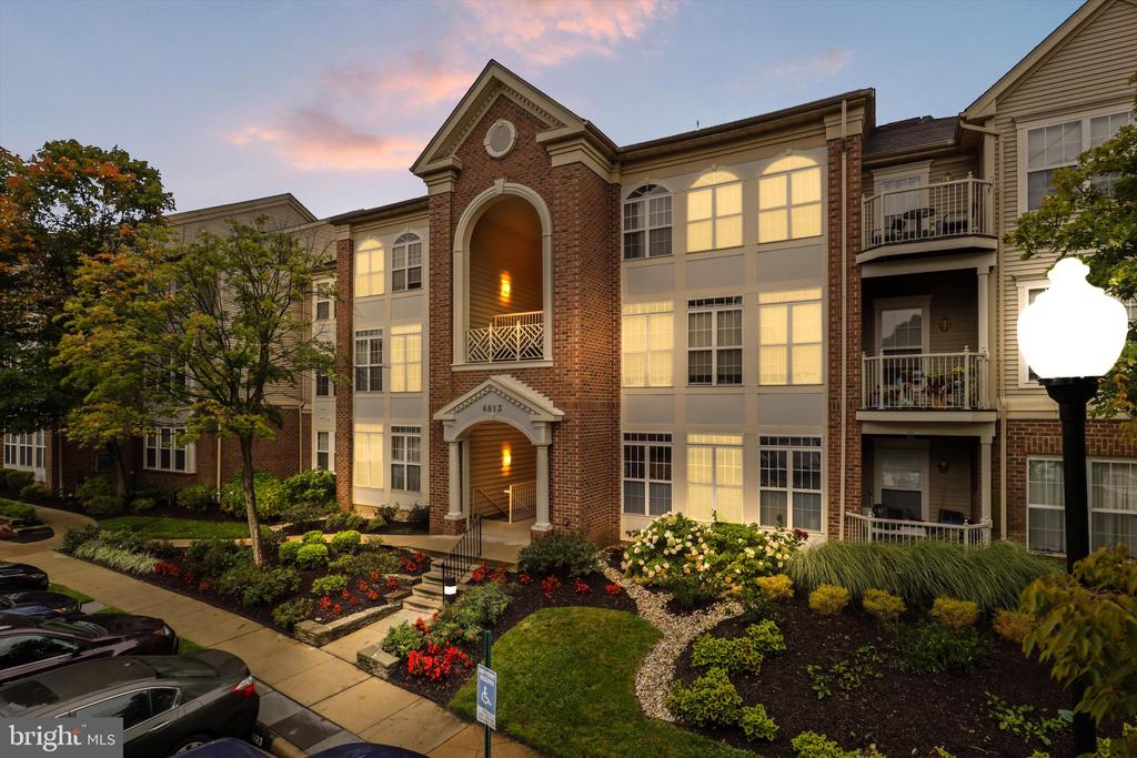 6613 NETTIES LANE Unit: G