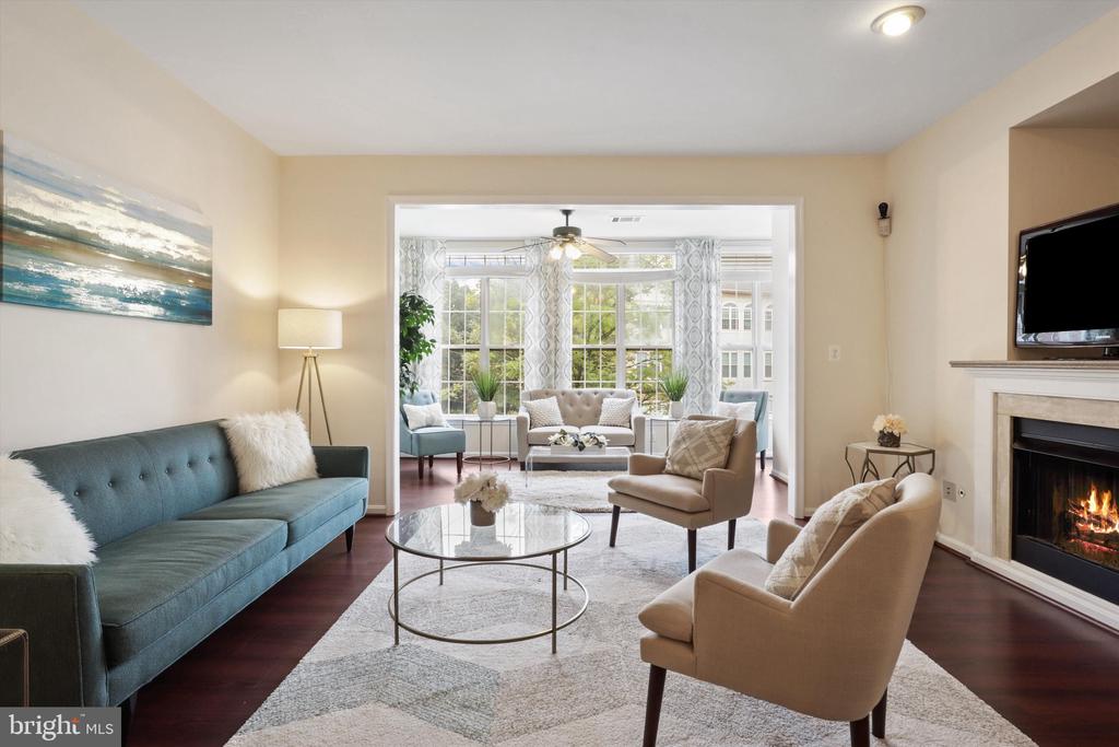 6613 NETTIES LANE Unit: G