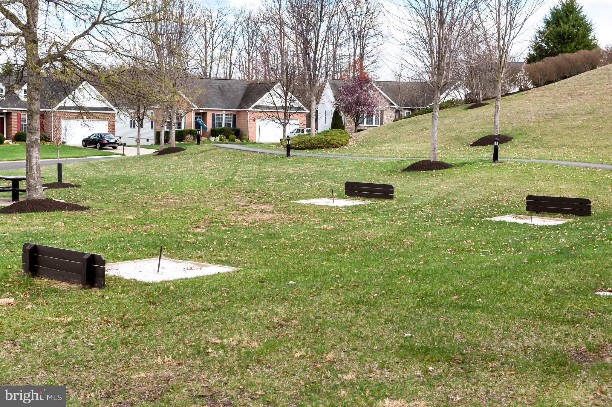 17277 Four Seasons Dr