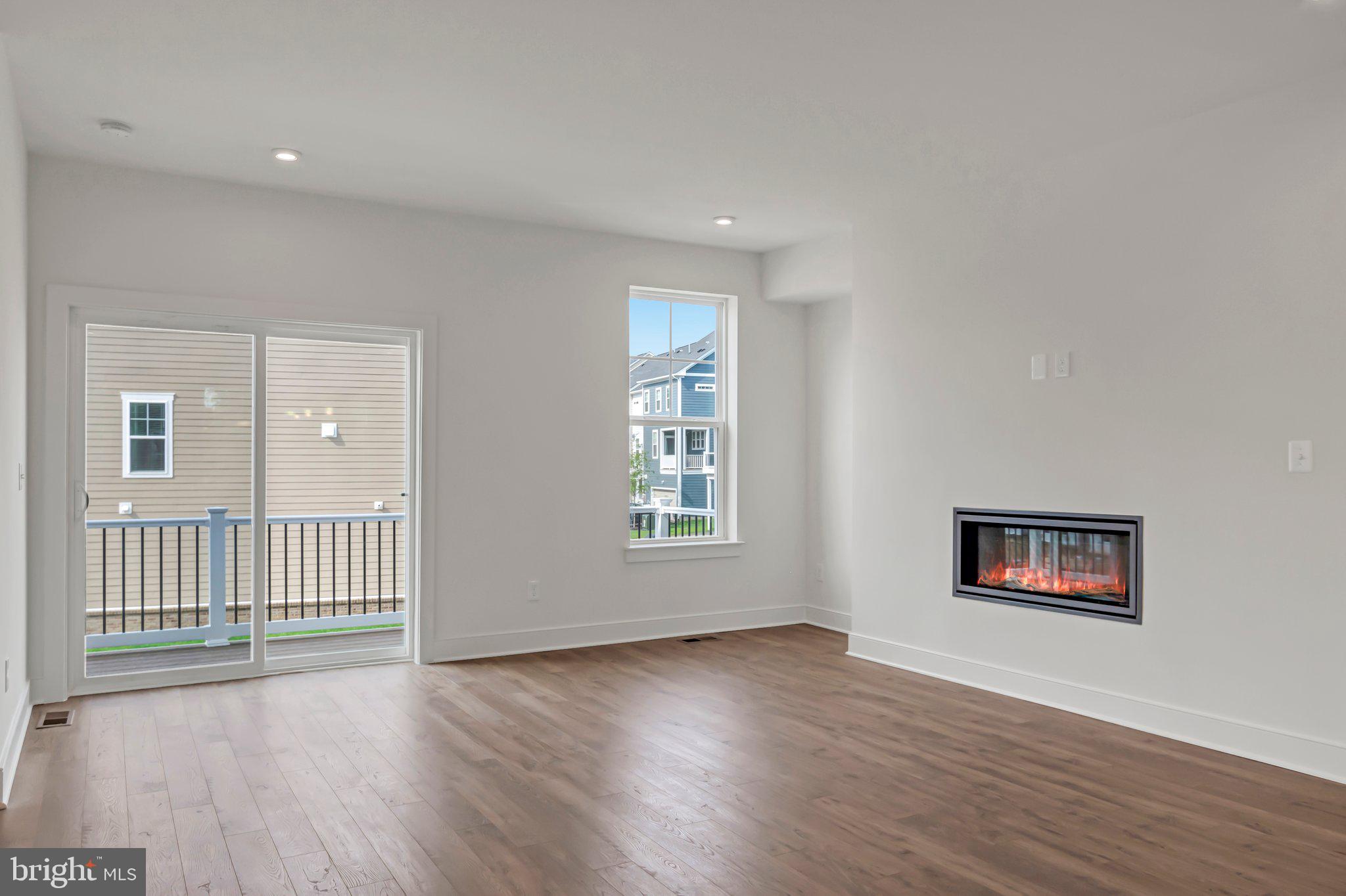 1648 Sandpiper Bay Loop