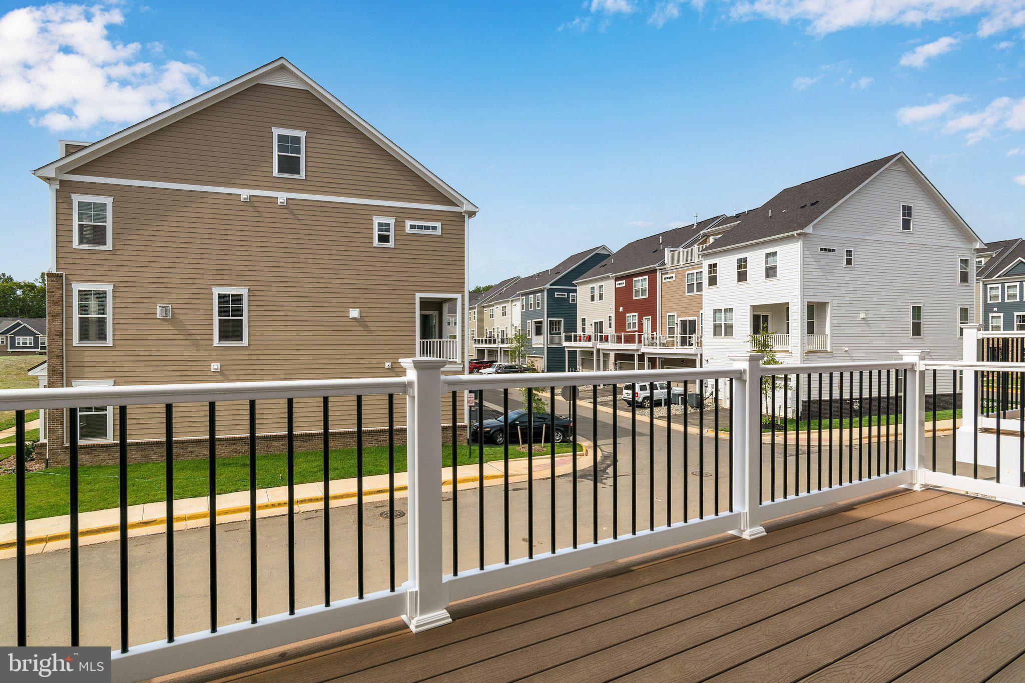 1648 SANDPIPER BAY LOOP