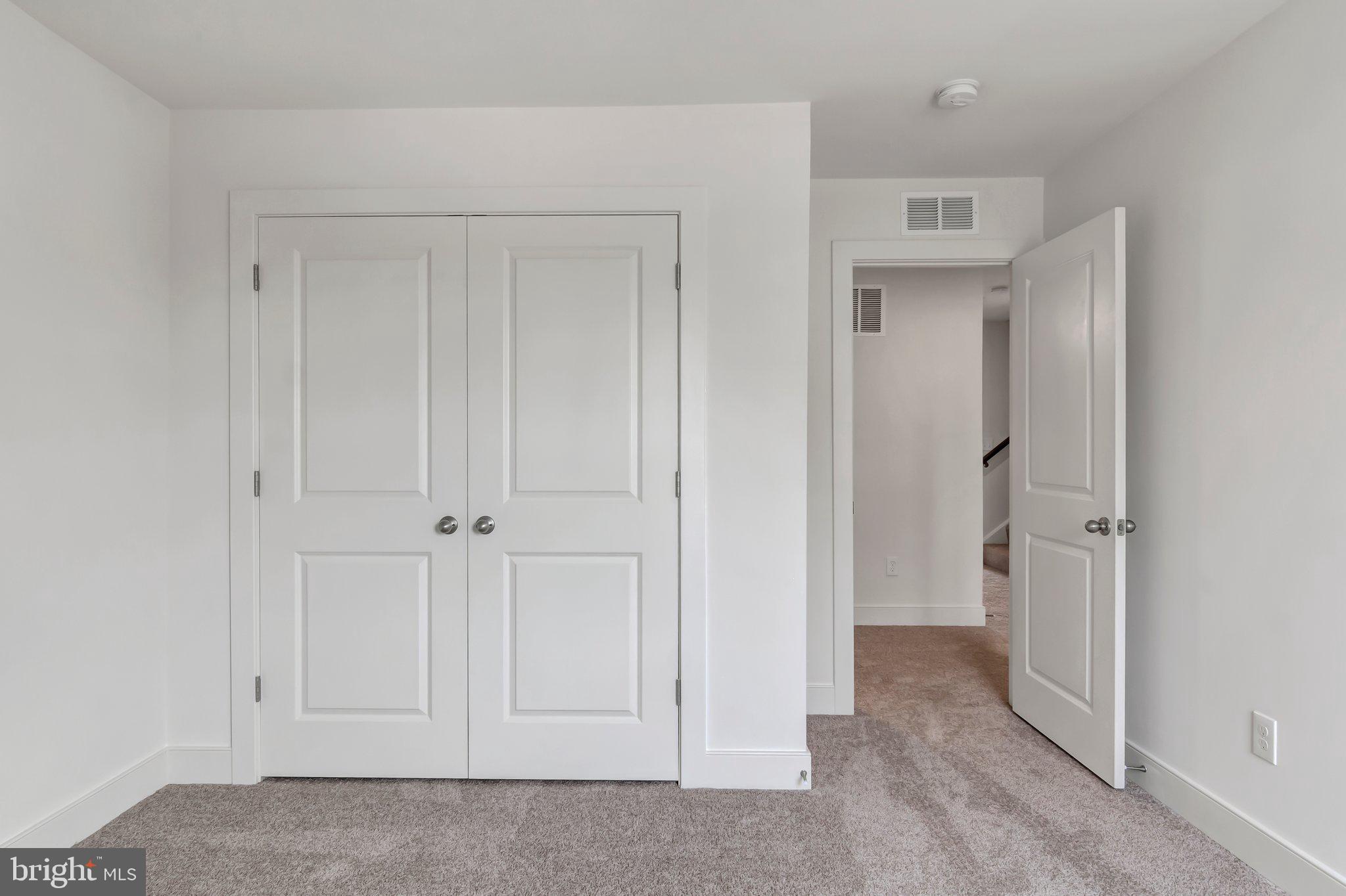 1648 SANDPIPER BAY LOOP