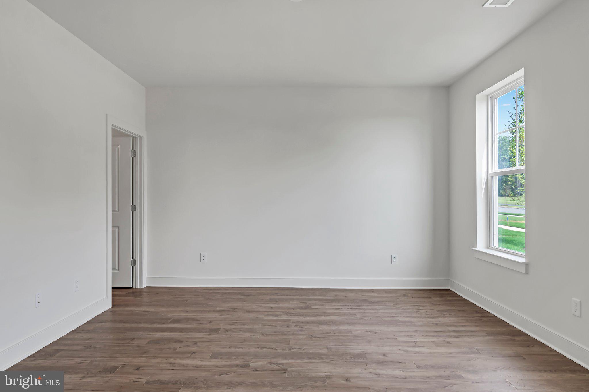 1648 SANDPIPER BAY LOOP