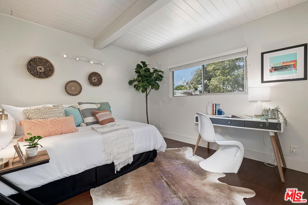 2625 6TH ST Unit: 3