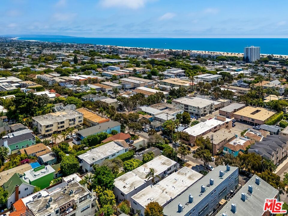 2625 6TH ST Unit: 3