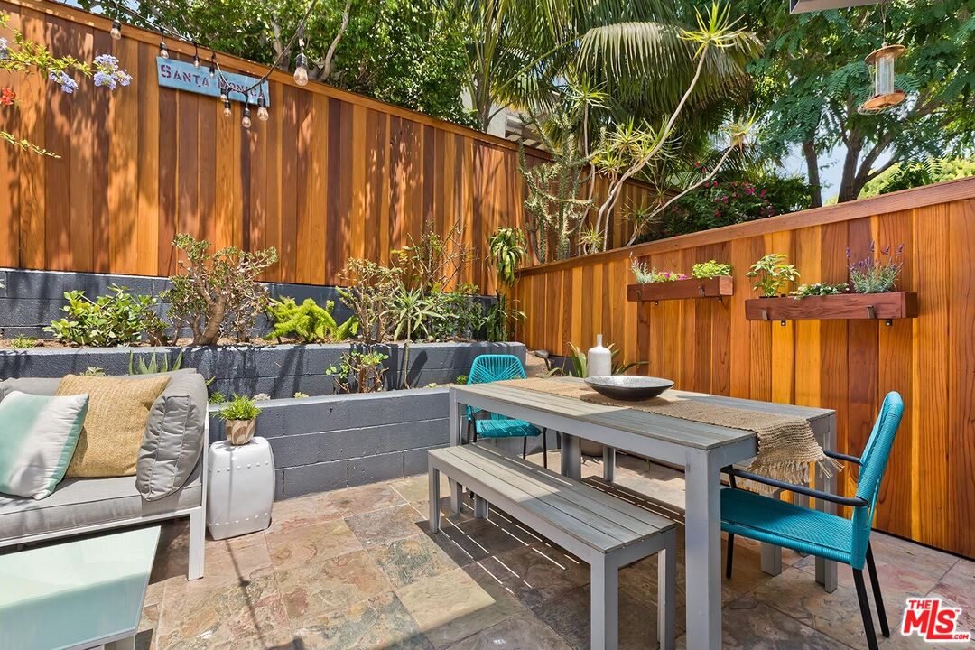 2625 6TH ST Unit: 3