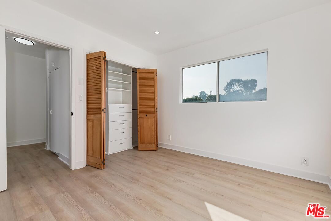 717 Copeland Ct Unit: 4