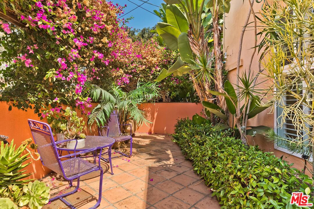 710 Pier Ave Unit: 1