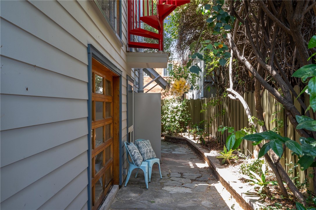 1419 Cloverfield BLVD