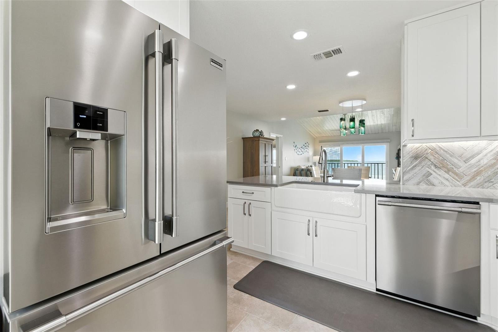 7540 SUNSHINE SKYWAY LN S #221