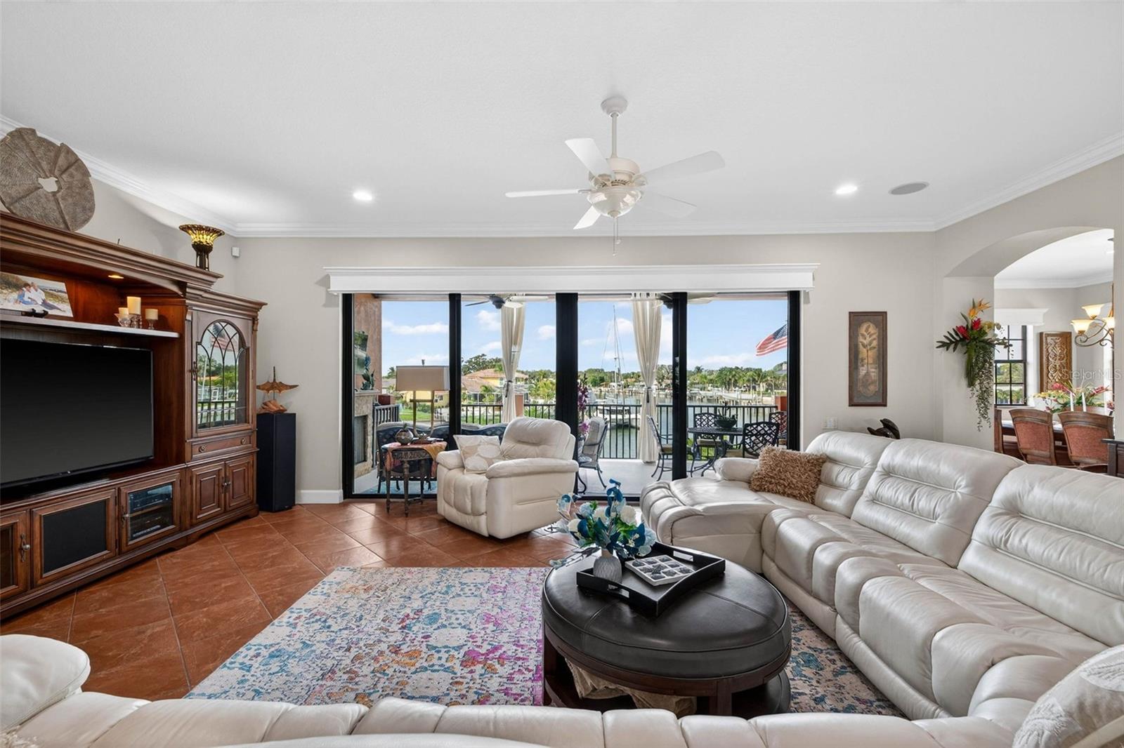 4401 38TH ST S