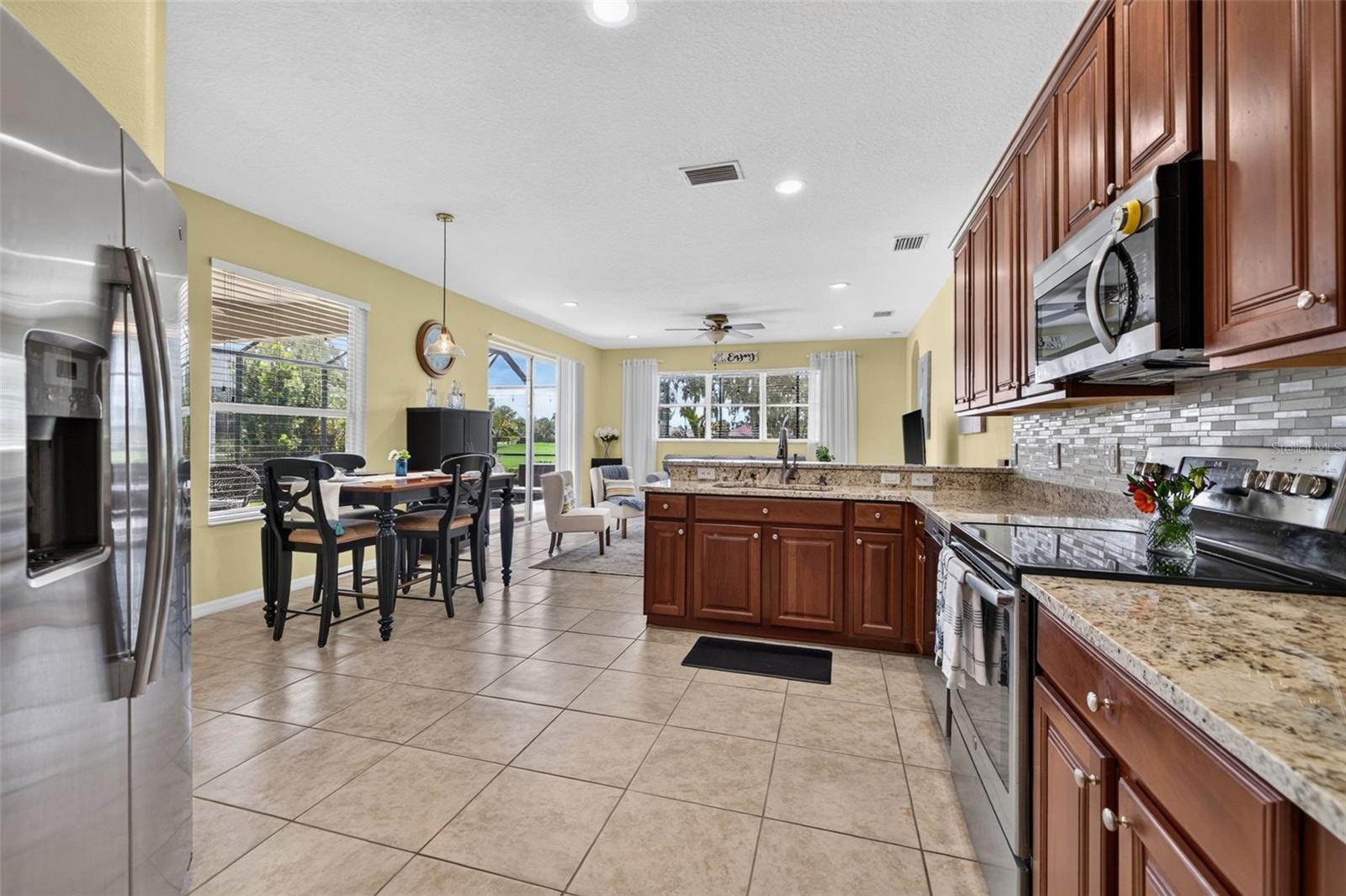 6627 BOBBY JONES CT
