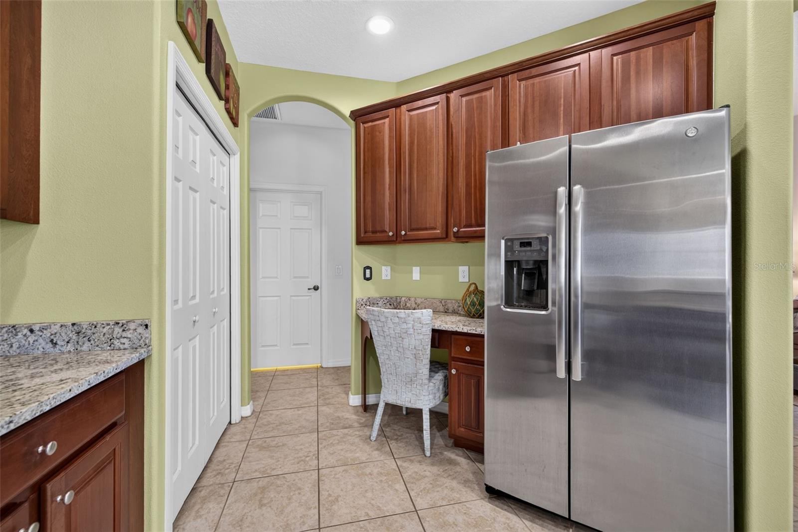 6627 BOBBY JONES CT