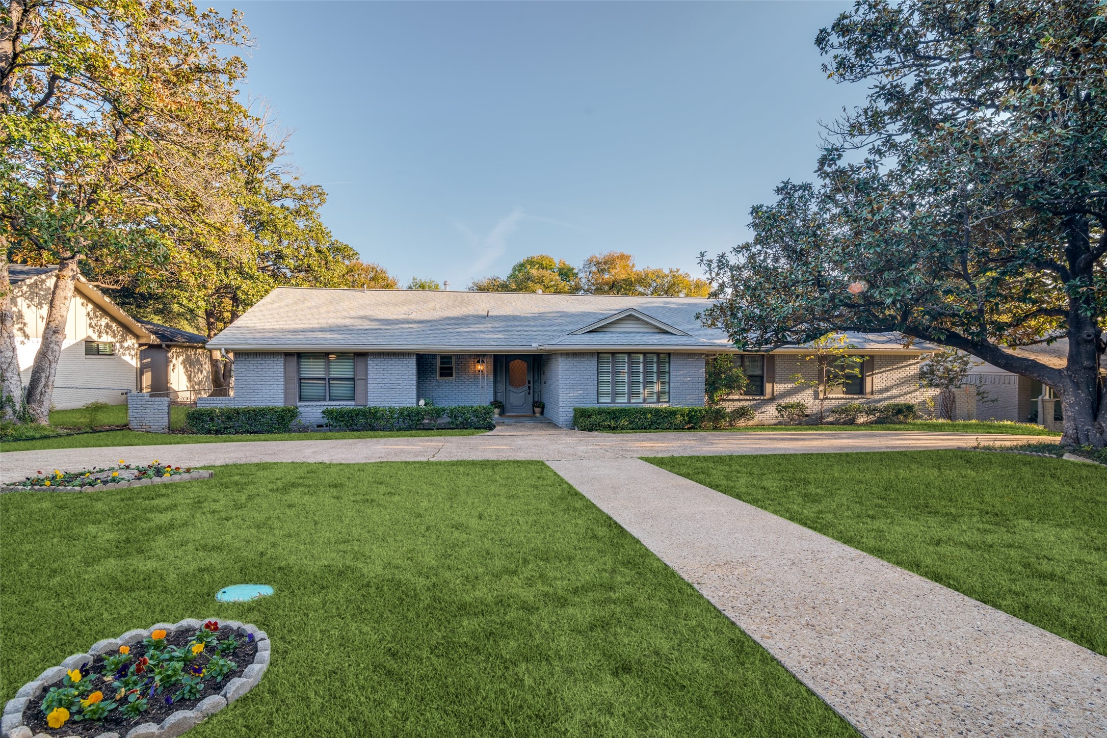 8238 San Leandro Drive