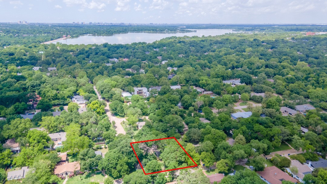 8207 San Cristobal Drive