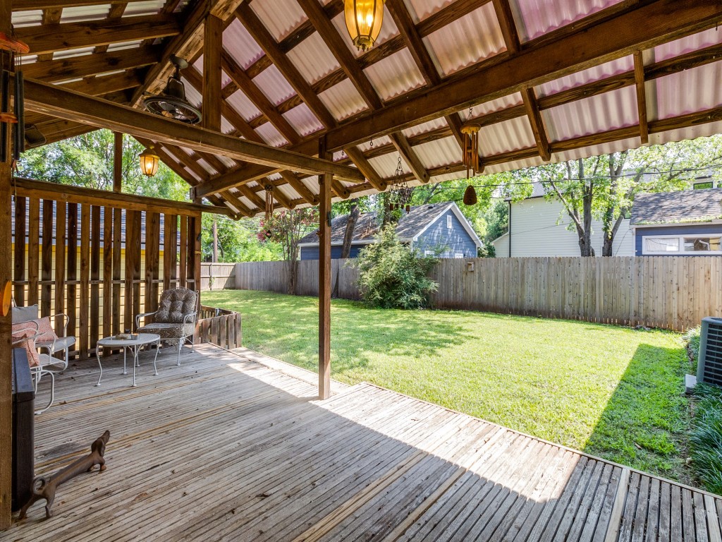9010 Forest Hills