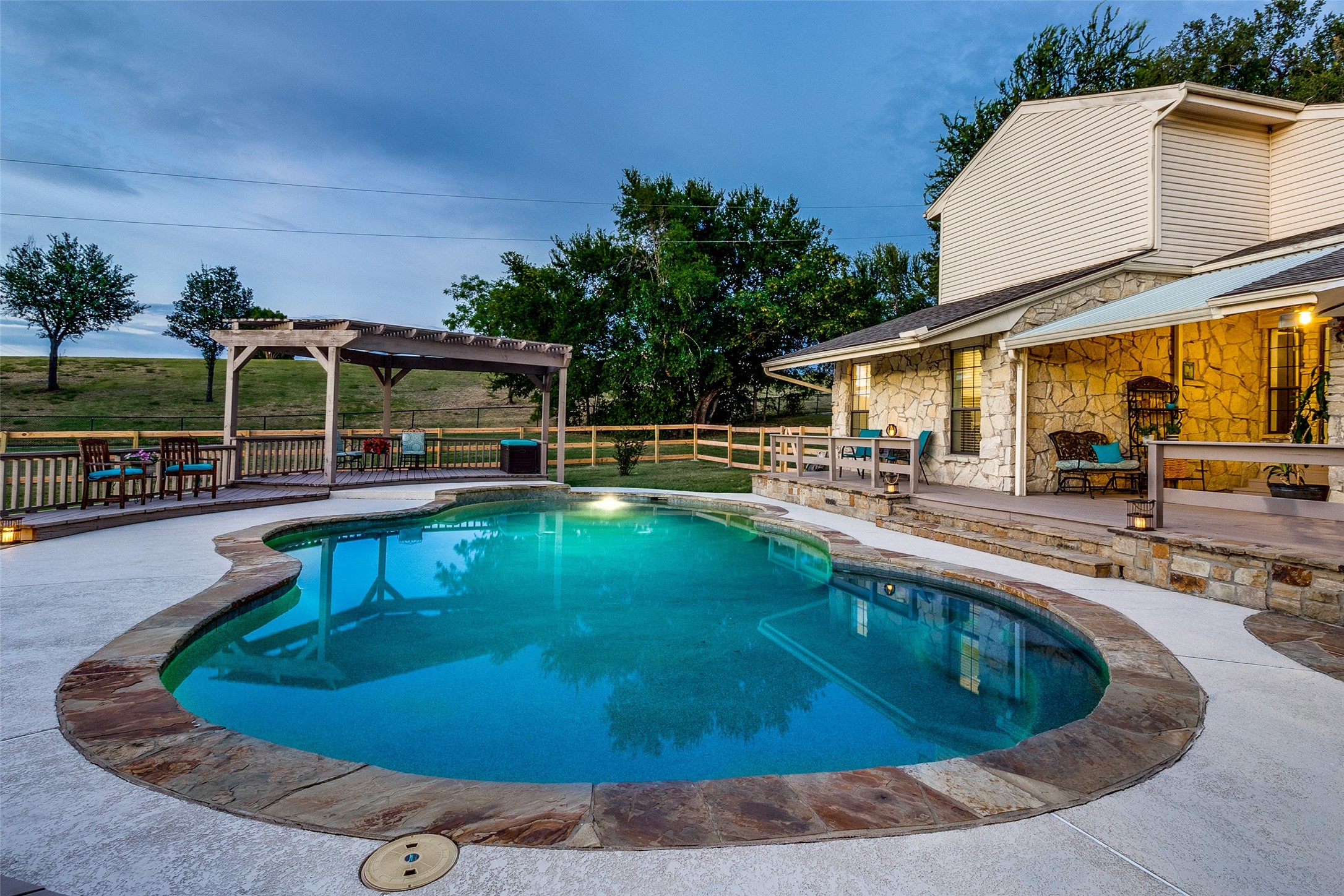 2150 Wynn Joyce