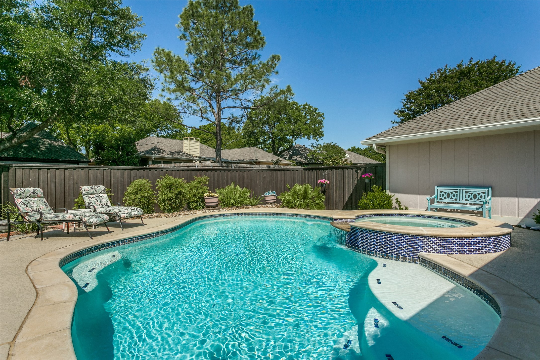 2903 Valleyview Drive