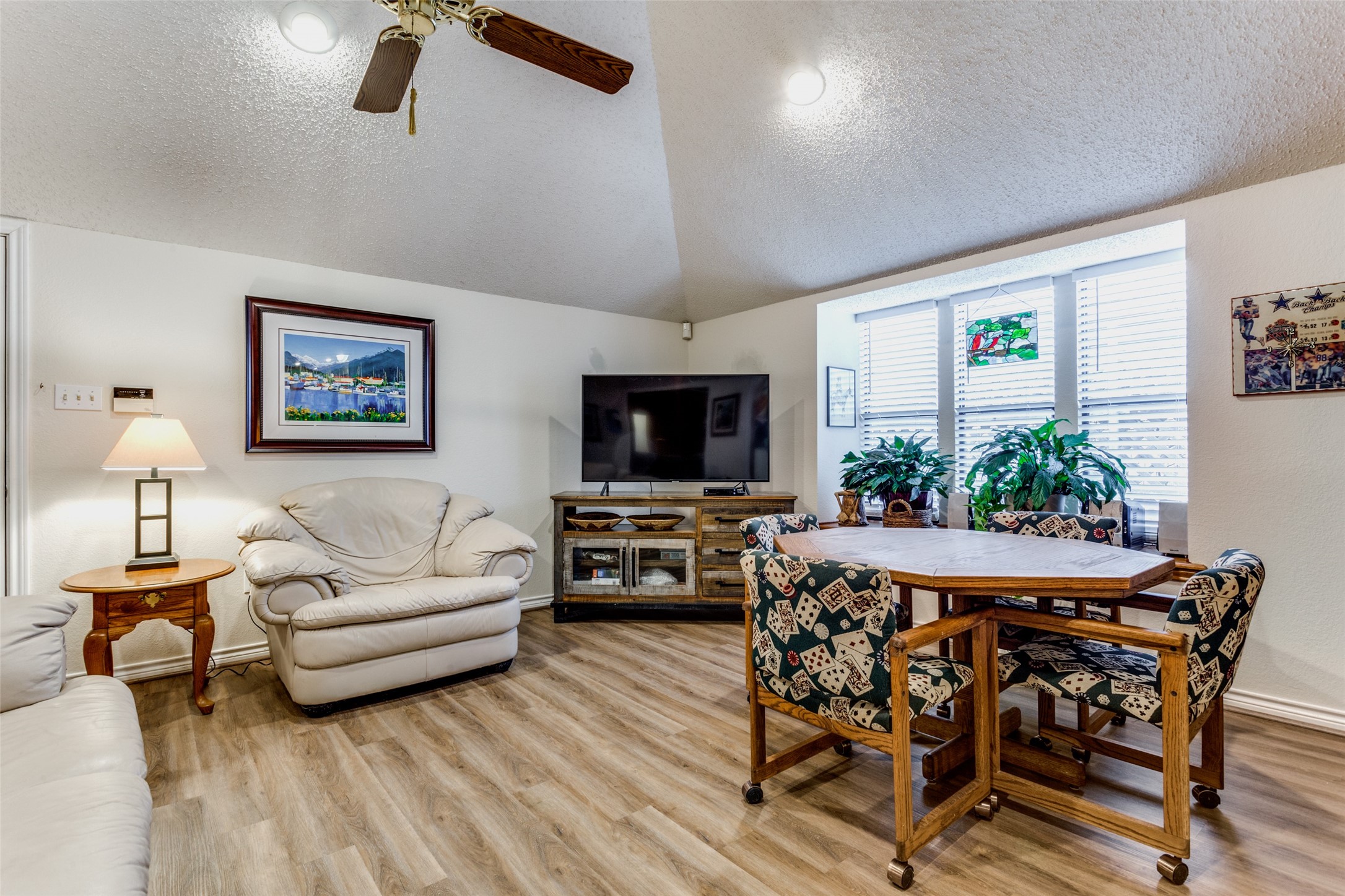 2903 Valleyview Drive