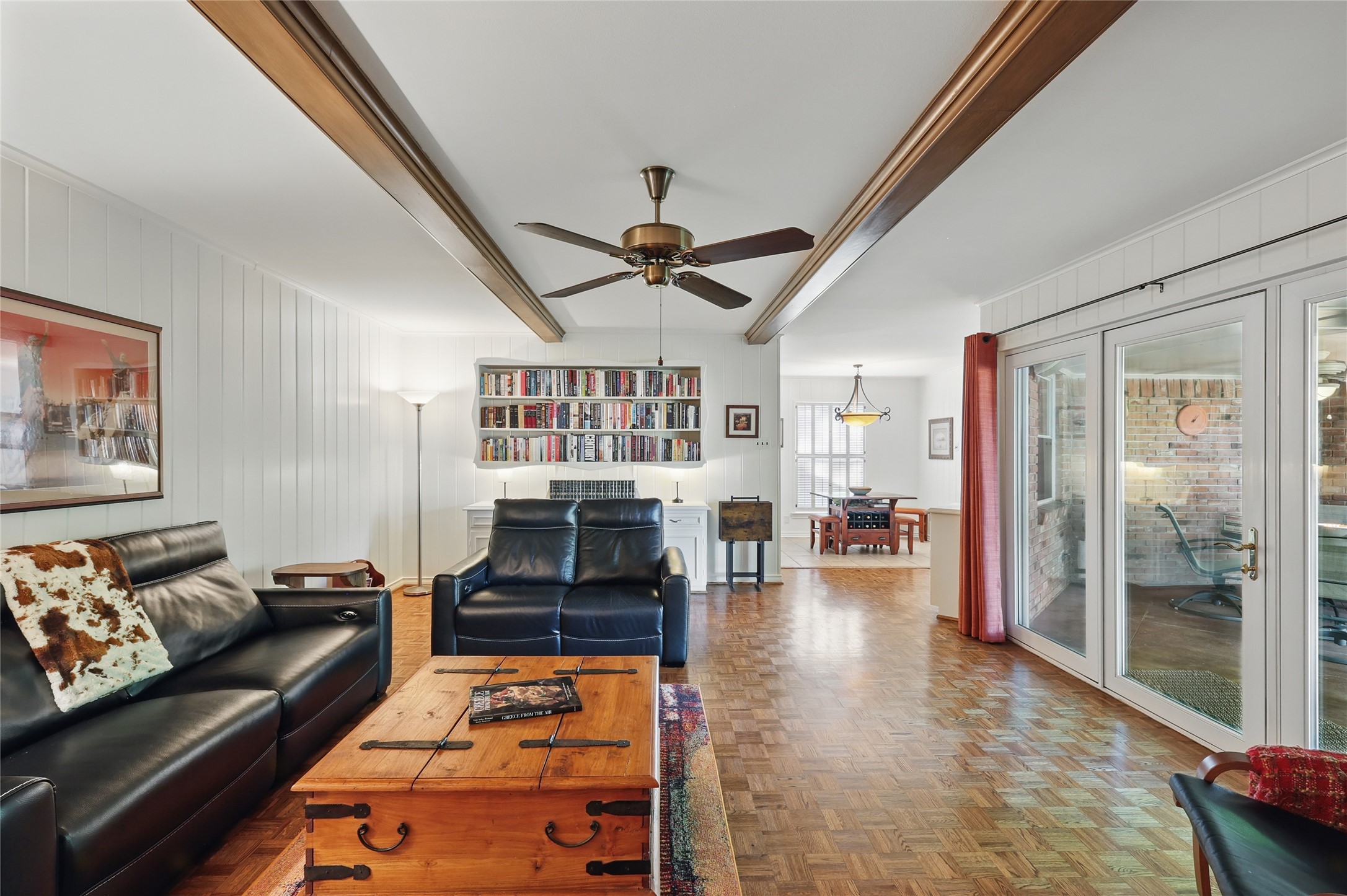 3347 Camelot Drive