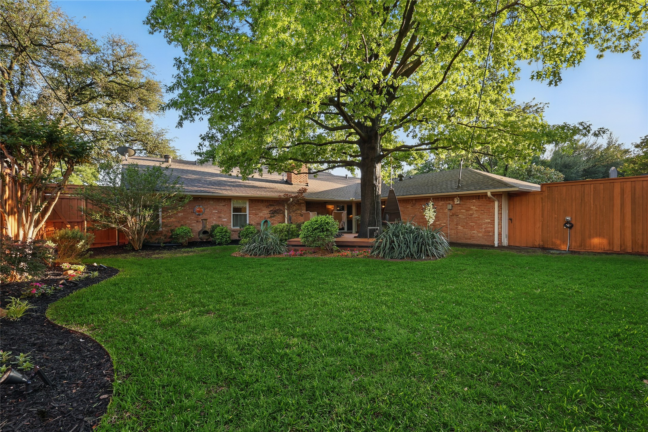 3347 Camelot Drive