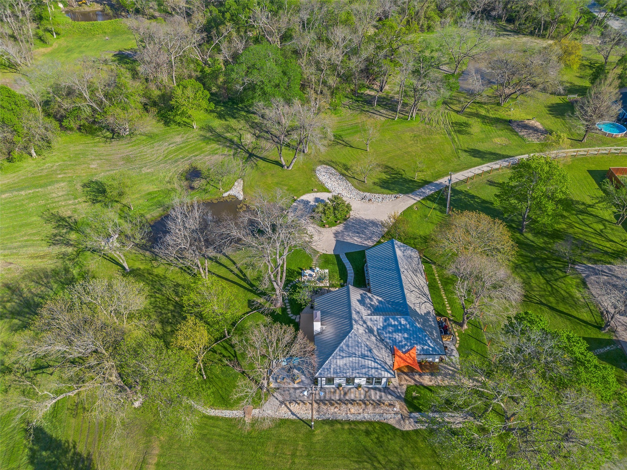 3485 Stonewall Road