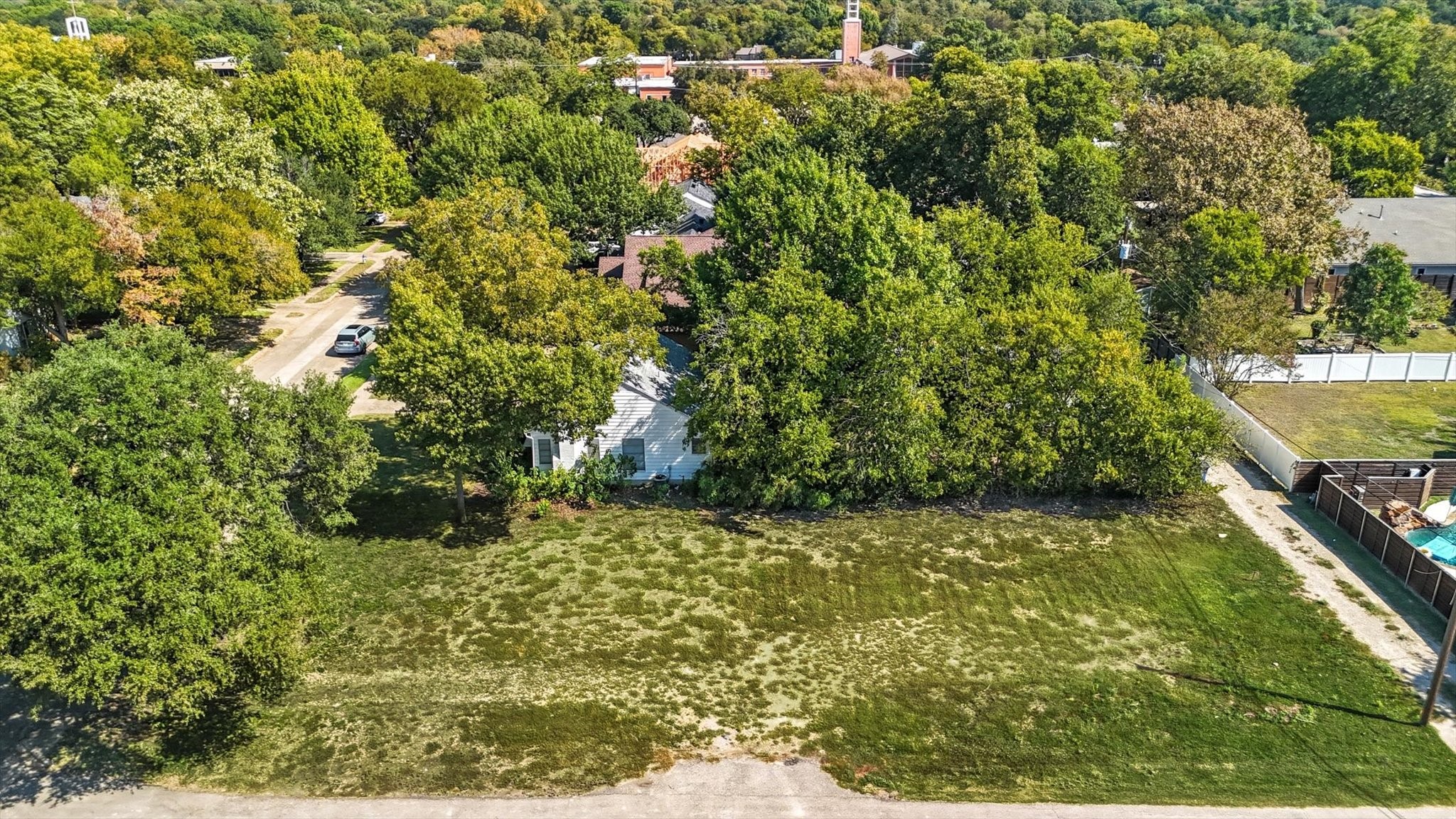 9002 Santa Clara Drive