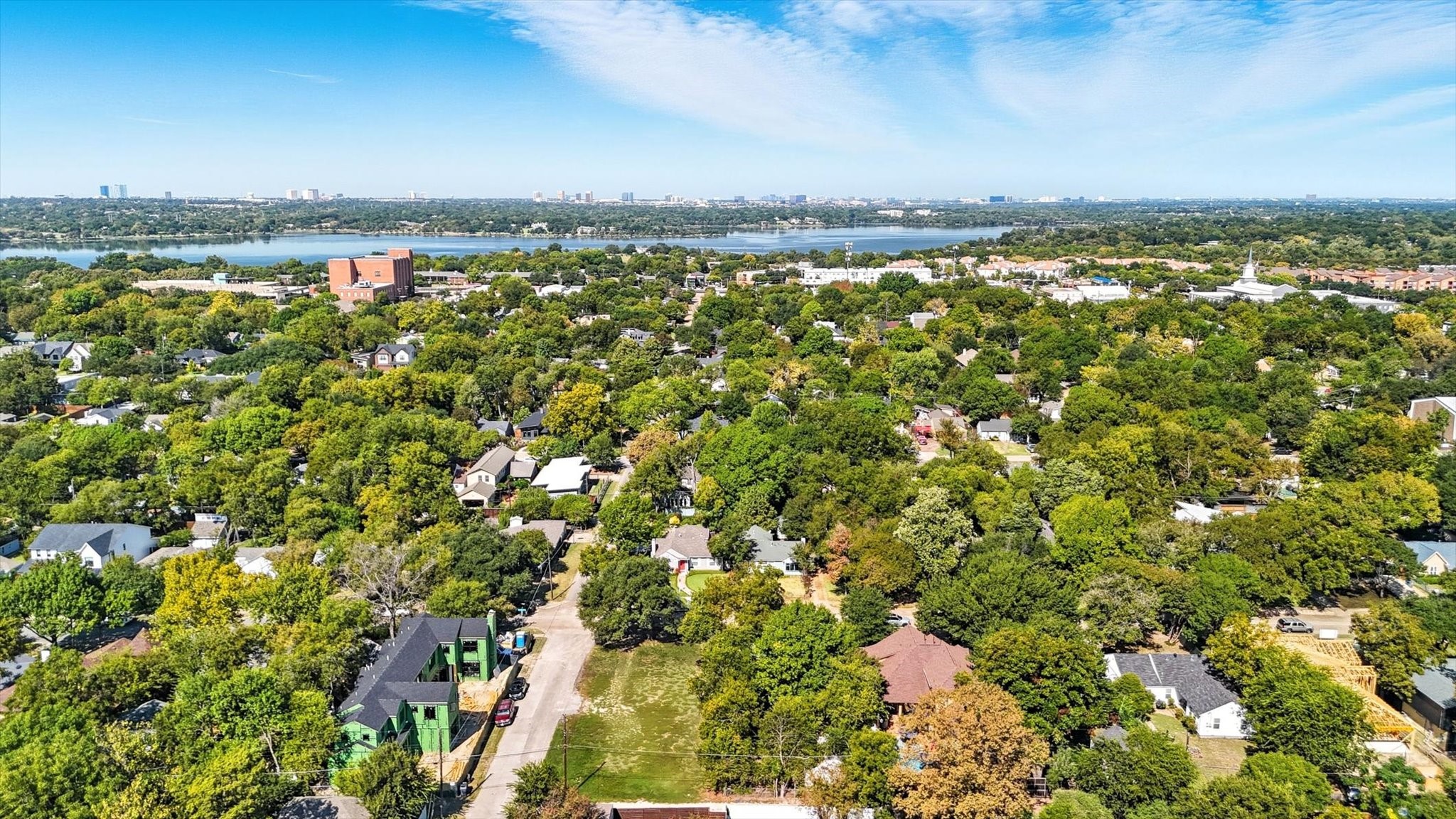 9002 Santa Clara Drive