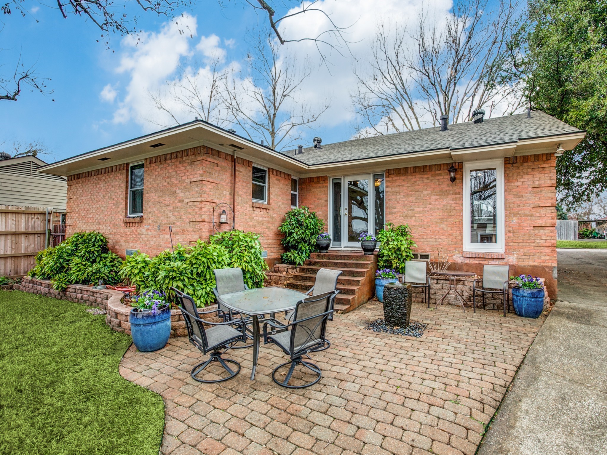 8914 Livenshire Drive