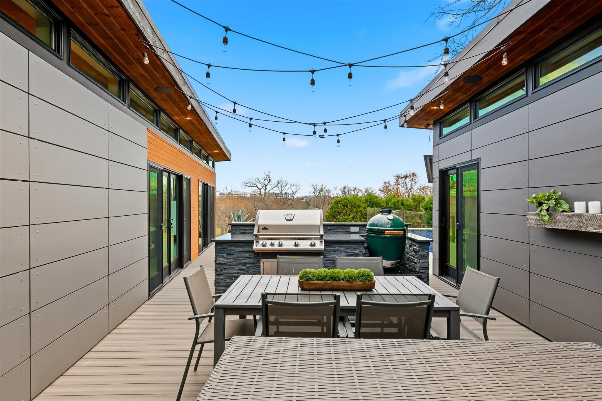 9211 E Lake Highlands Drive