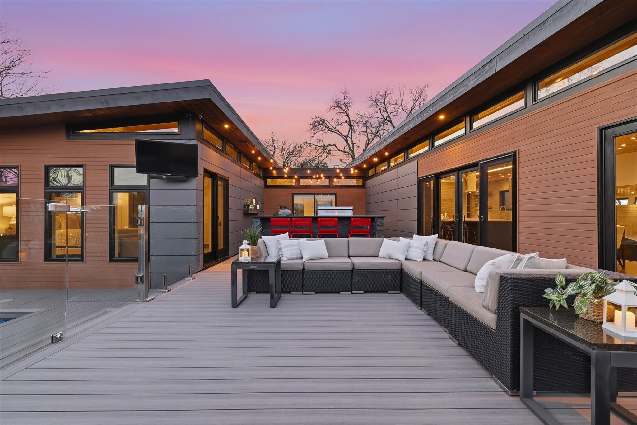 9211 E Lake Highlands Drive