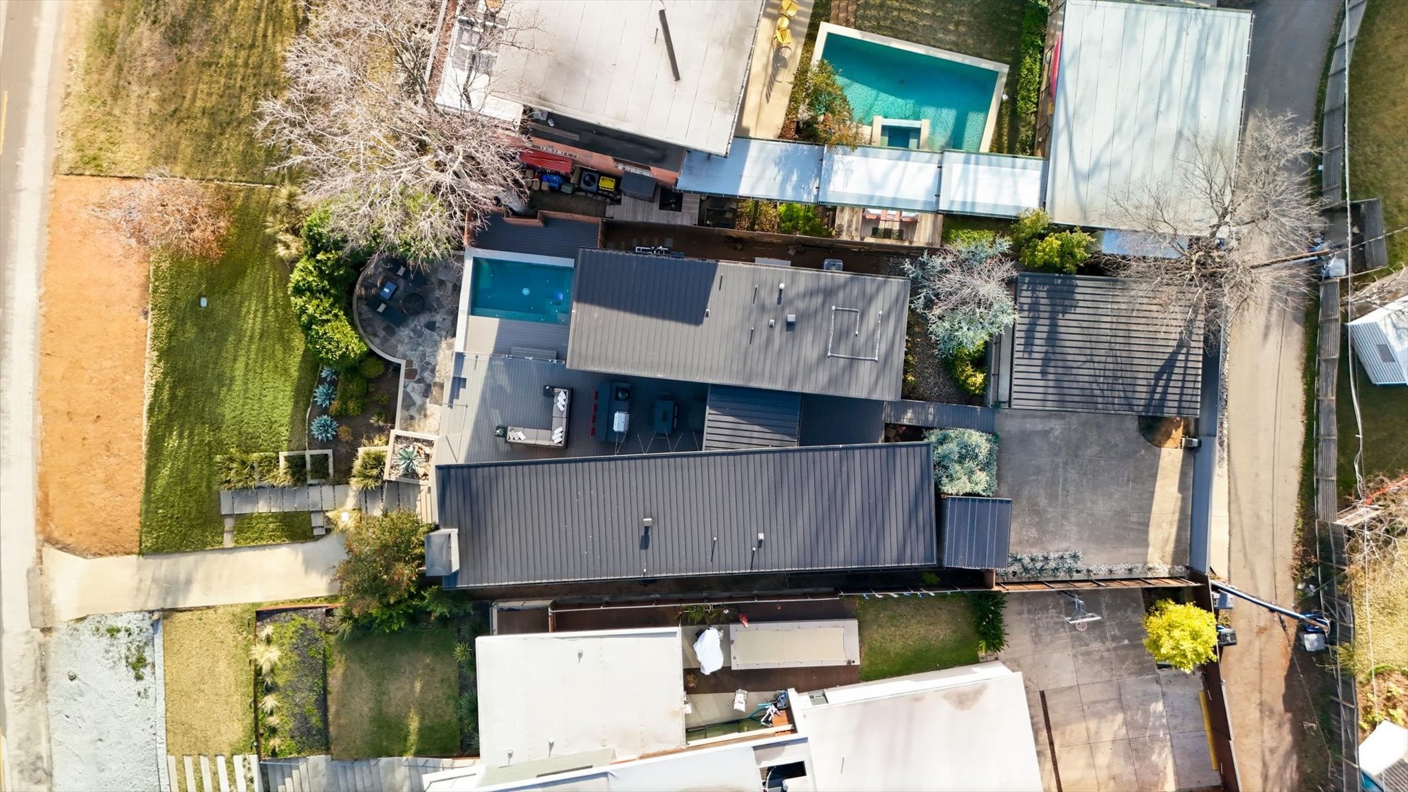 9211 E Lake Highlands Drive