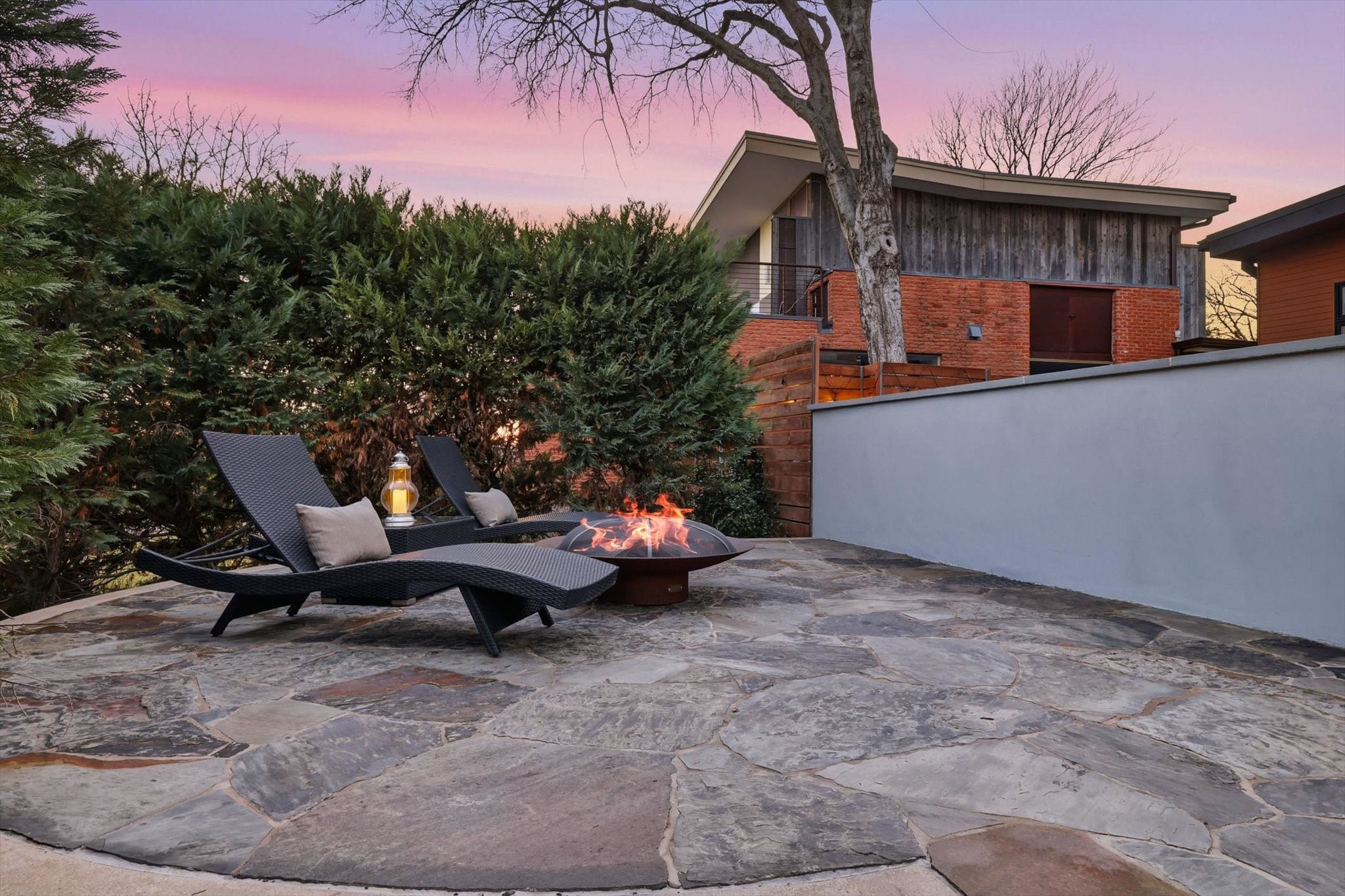 9211 E Lake Highlands Drive