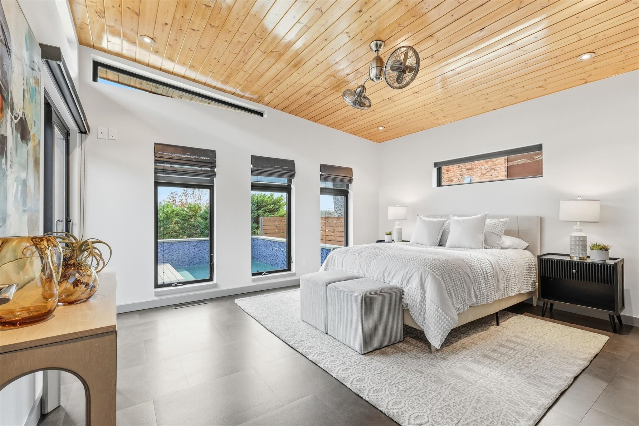 9211 E Lake Highlands Drive