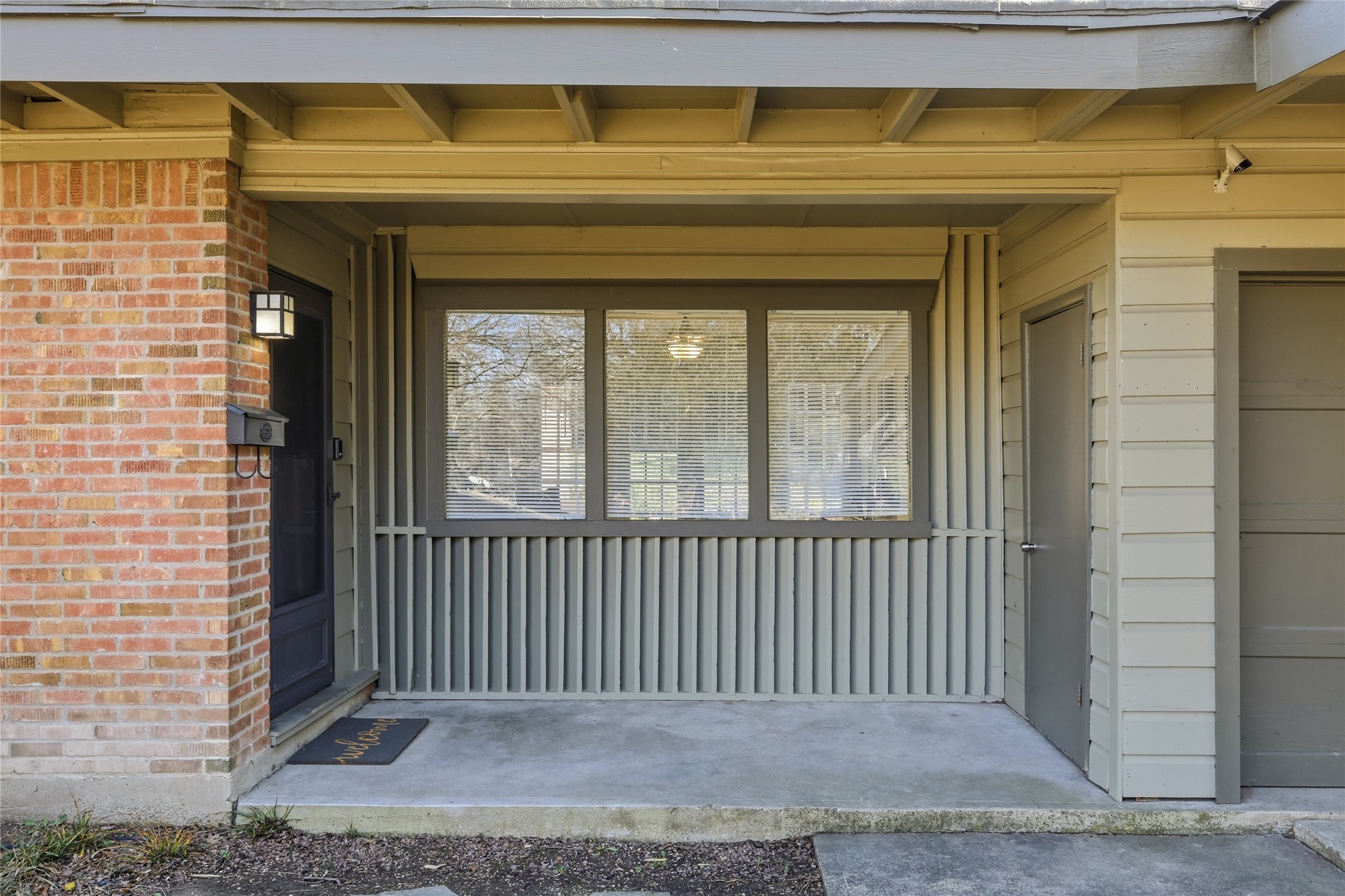 10208 Lake Gardens Drive