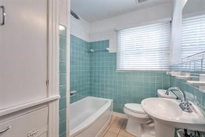 9539 Peninsula Drive