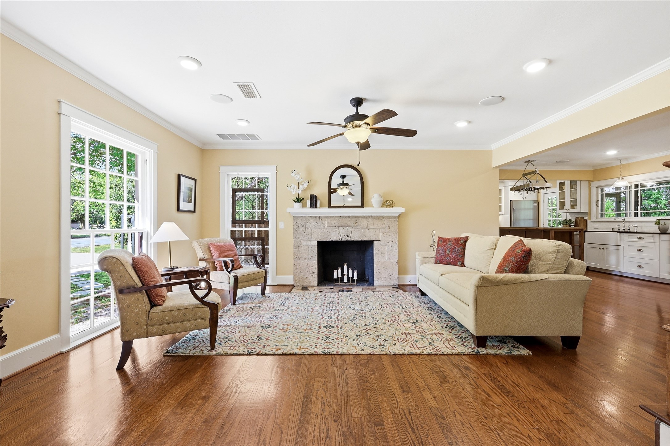 9204 Hermosa Drive