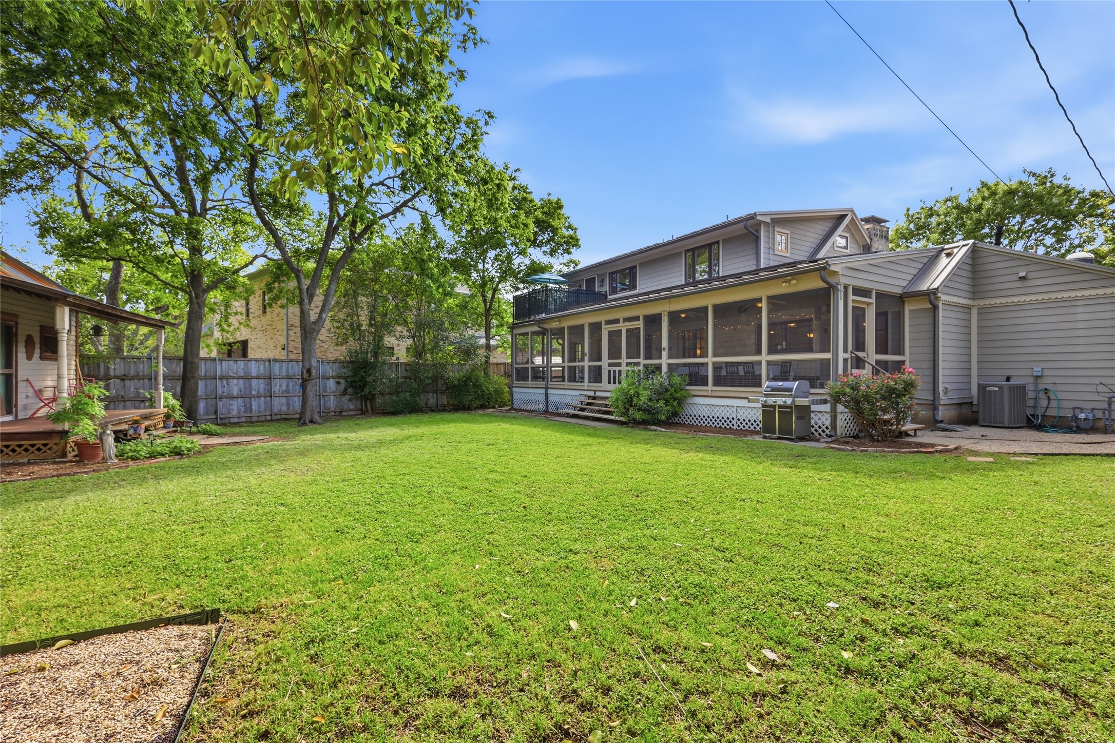 9204 Hermosa Drive
