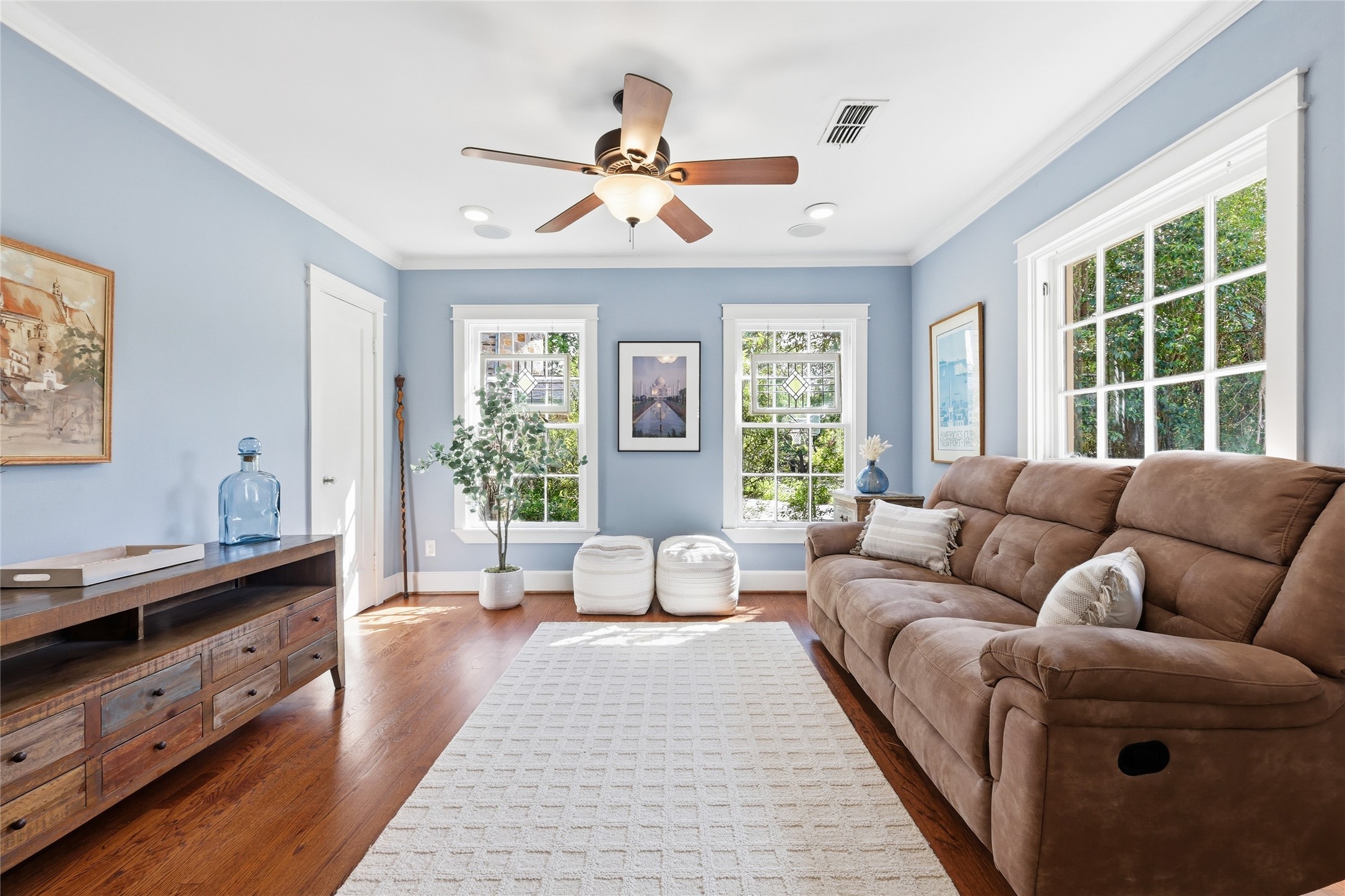 9204 Hermosa Drive
