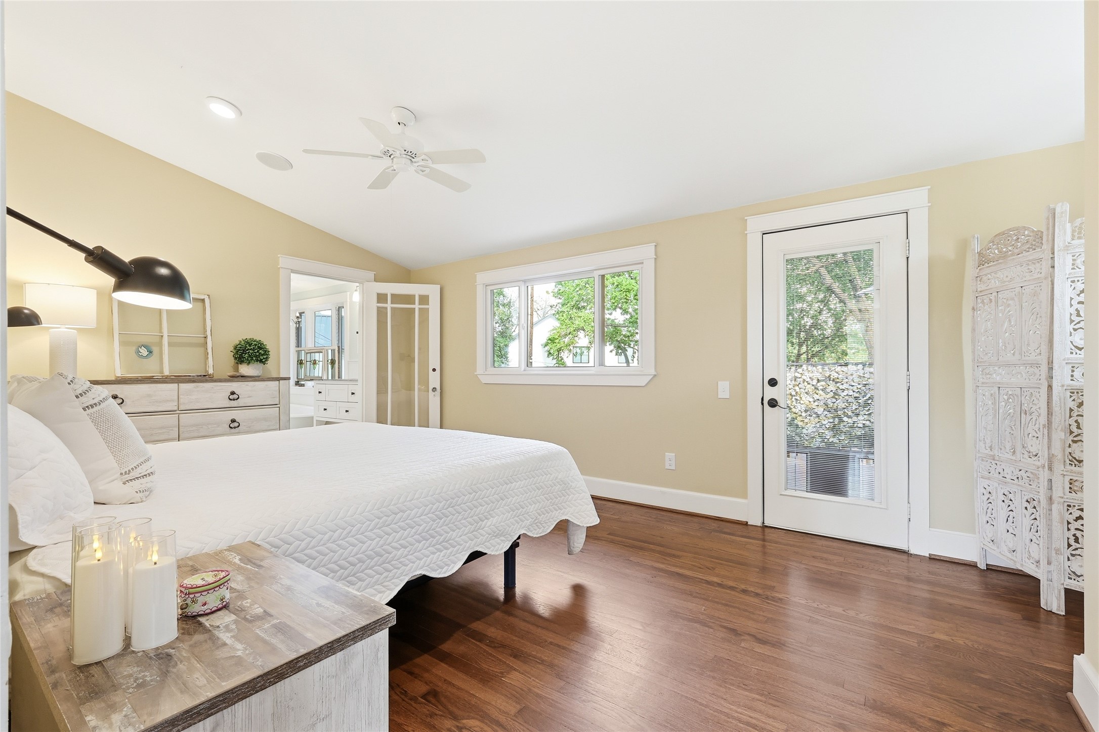 9204 Hermosa Drive