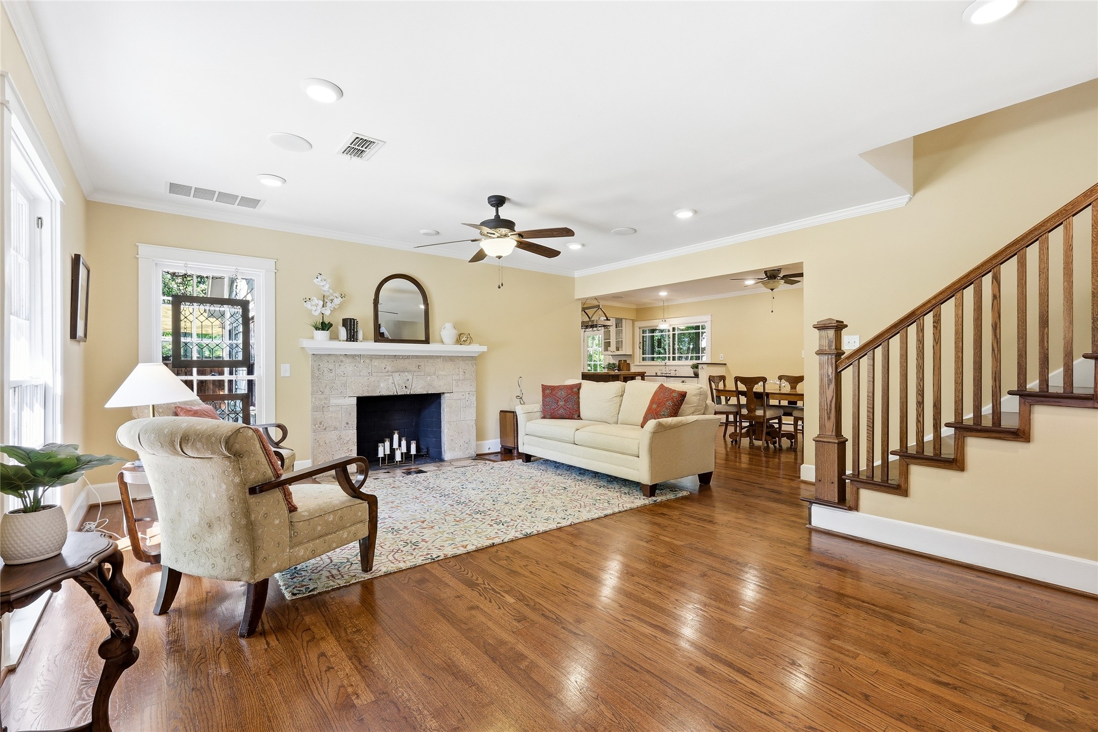 9204 Hermosa Drive
