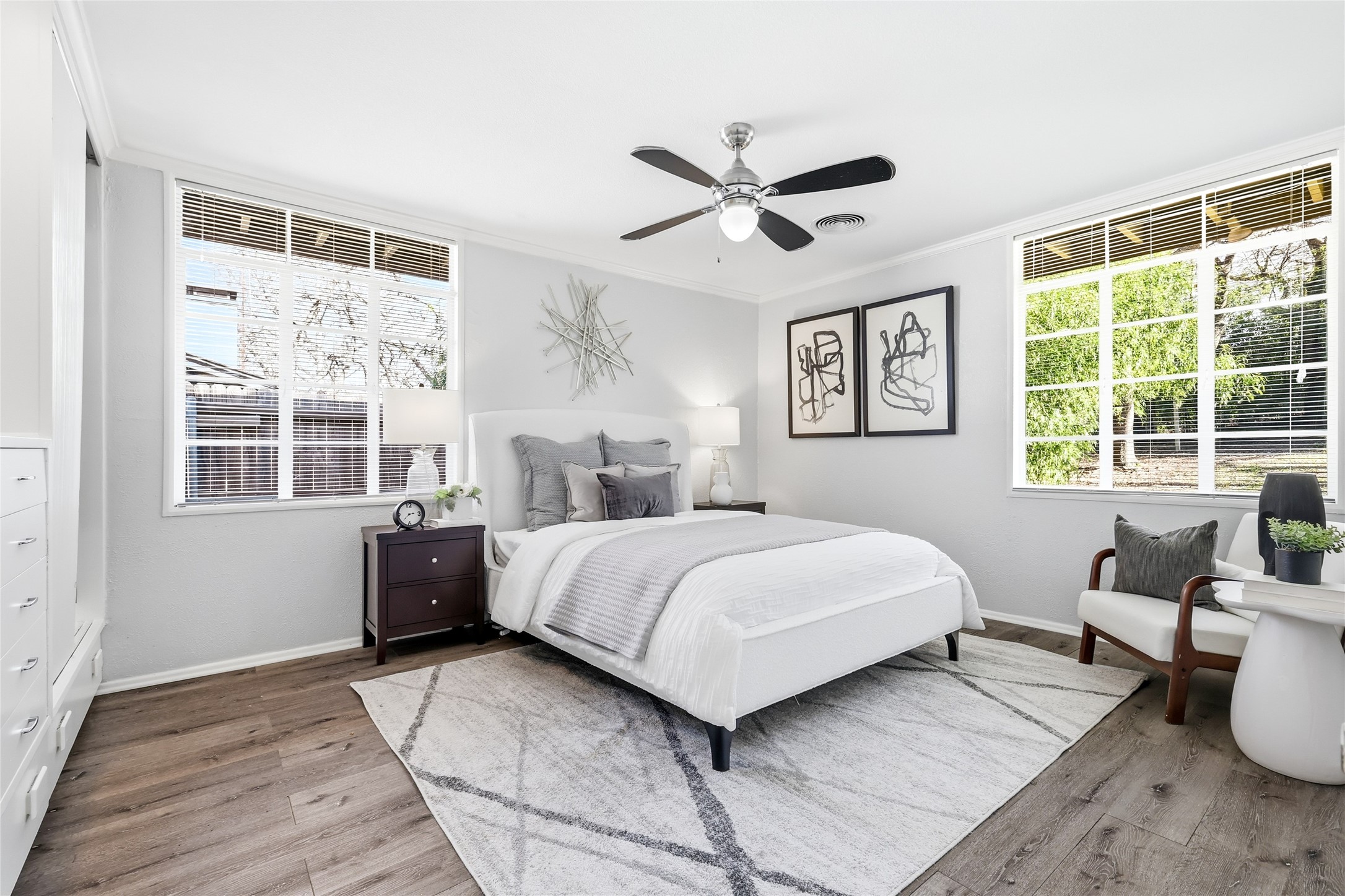 10208 Lake Gardens Drive