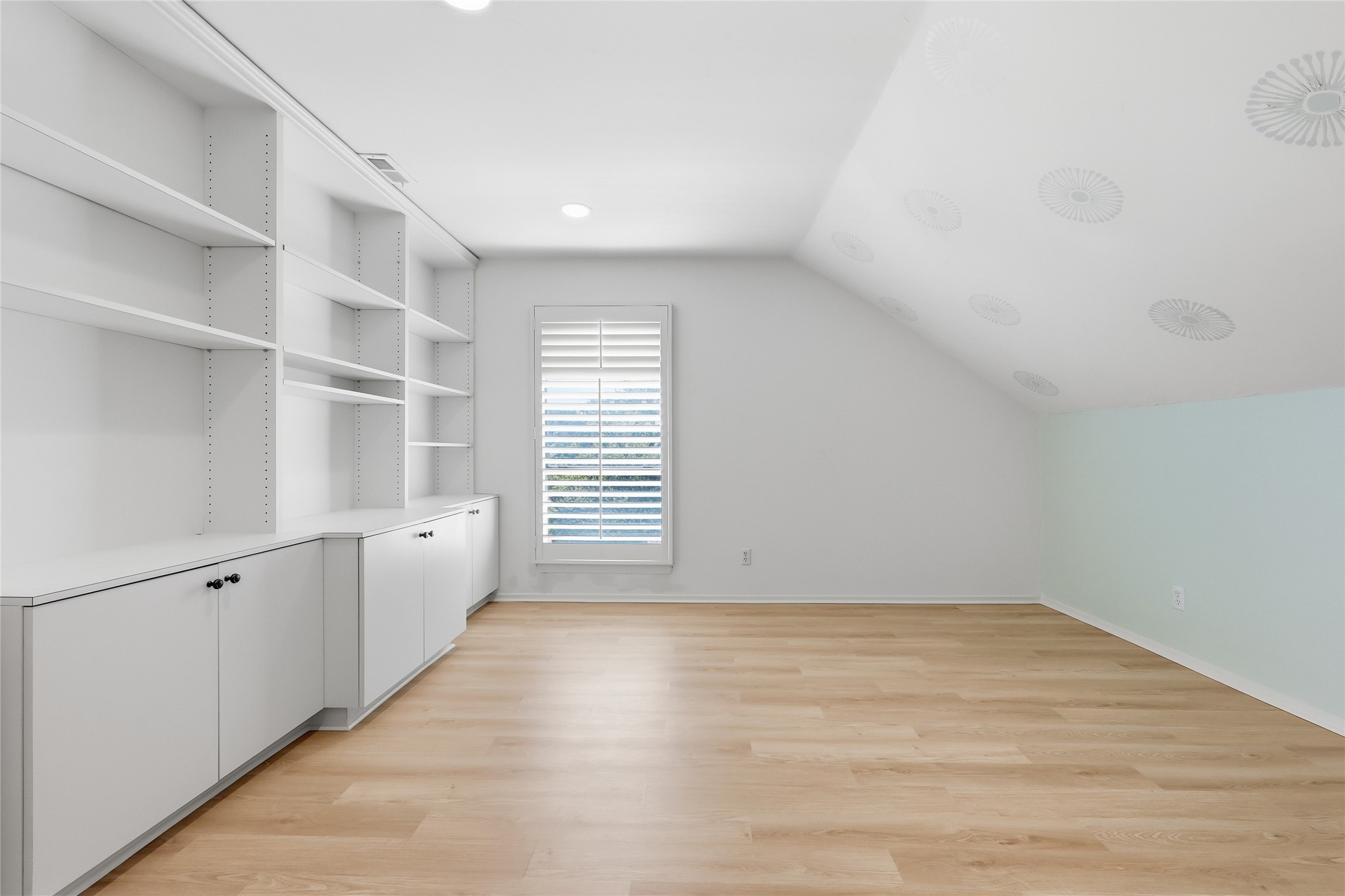 9105 Kingsley Creek Circle