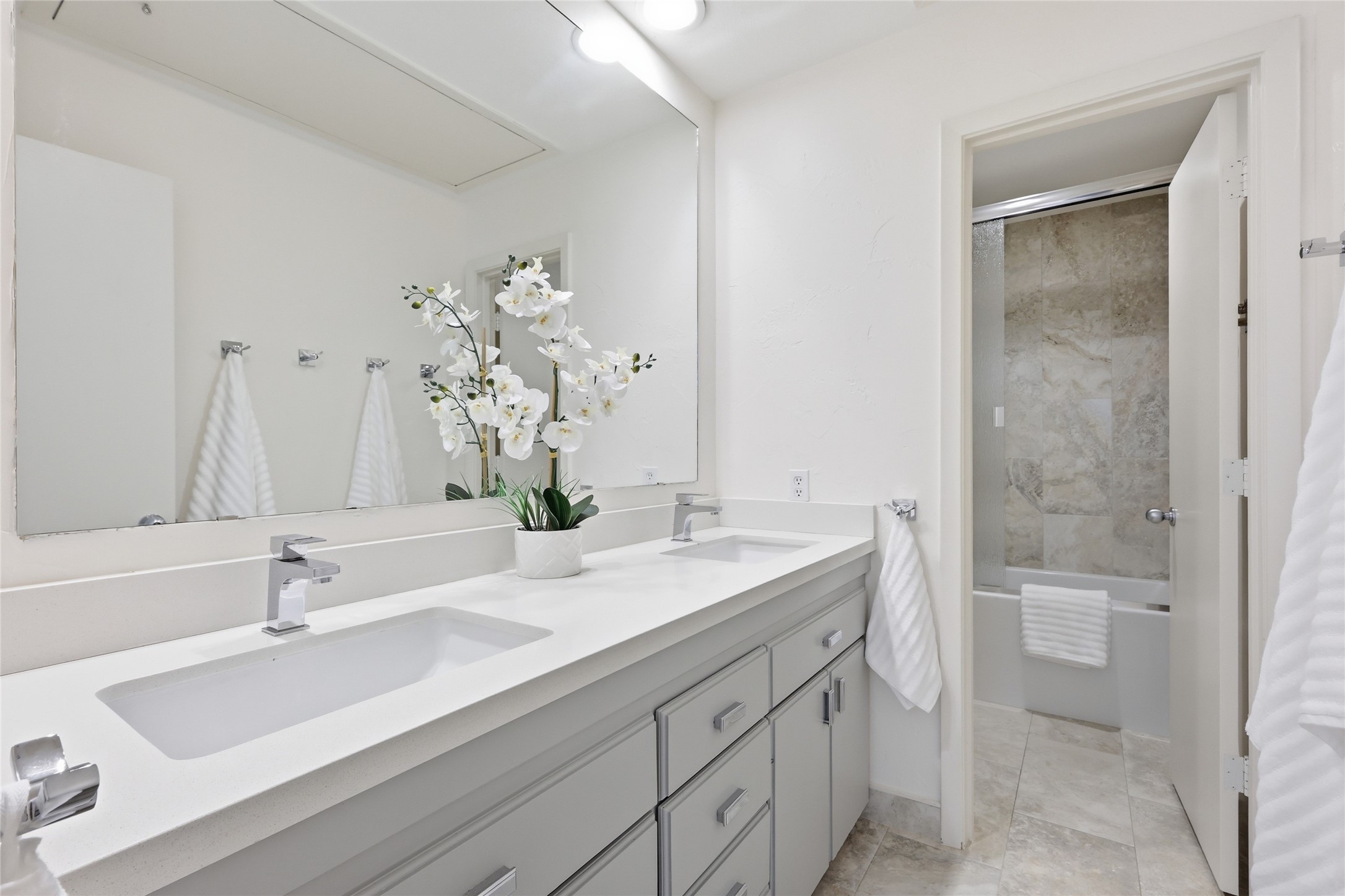 9105 Kingsley Creek Circle