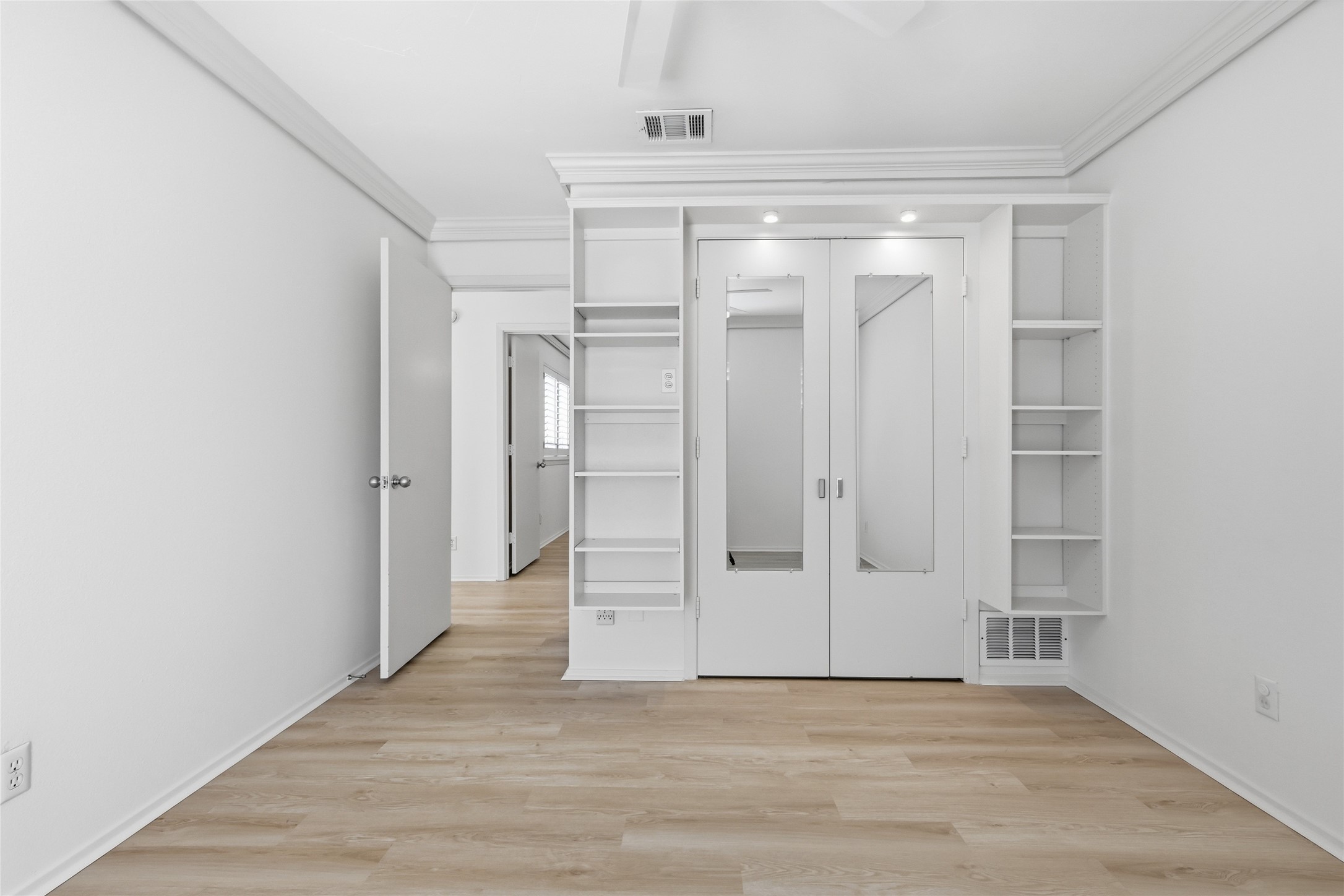 9105 Kingsley Creek Circle